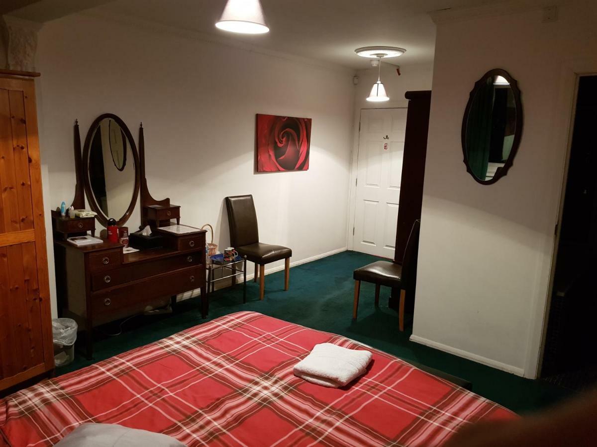 Oyo Guest House Ellipse Whetstone Luaran gambar